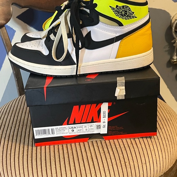 Air Jordan 1 hi OG men’s 9 - Picture 3 of 4